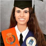 Graduada en Ingeniería de Telecomunicaciones.
Doy clases particulares de matemáticas y física para primaria y la ESO